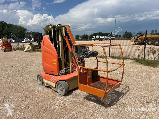 Plataforma elevadora JLG 10E