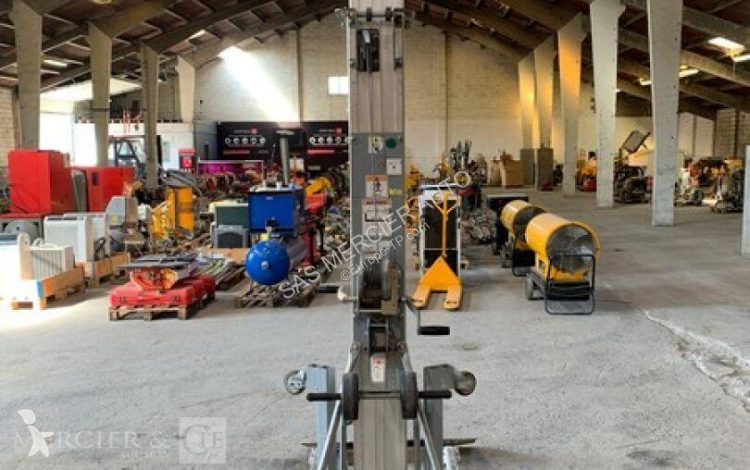 Автовишка Genie leve materiaux vertical