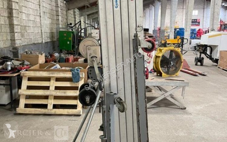 Автовишка Genie leve materiaux vertical