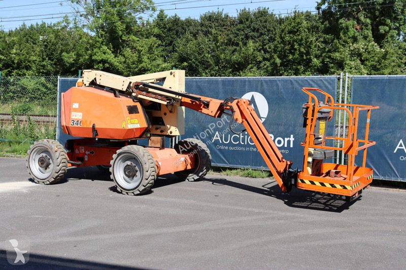 Автовишка JLG