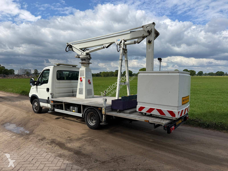 Автовишка Iveco Daily 40C15