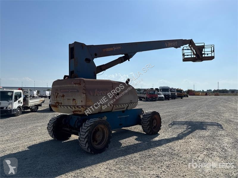 JLG Telescopic Boom Lift aerial platform
