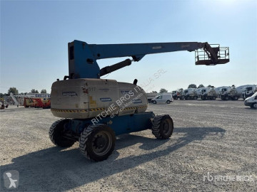 Подъемник самоходный коленчато-телескопический JLG