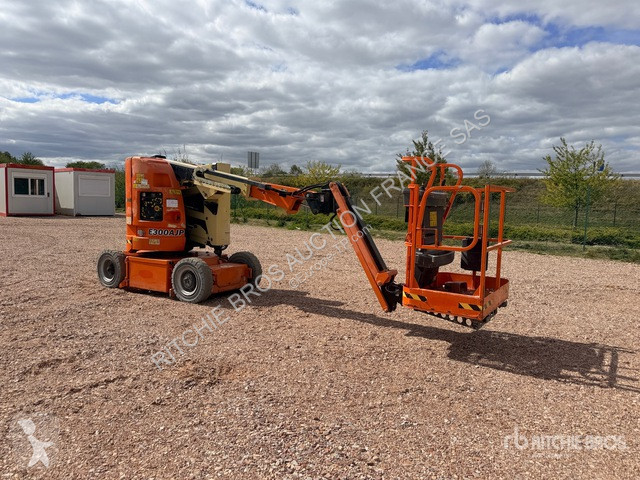 Автовышка JLG E300
