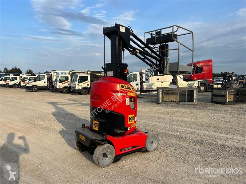 Plataforma elevadora Manitou Vertical Mast Lift