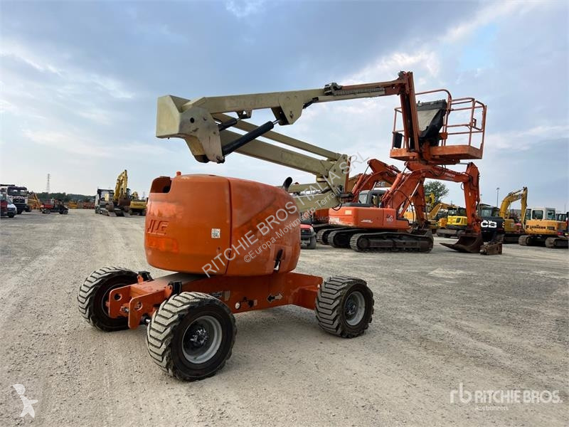 Plataforma elevadora JLG