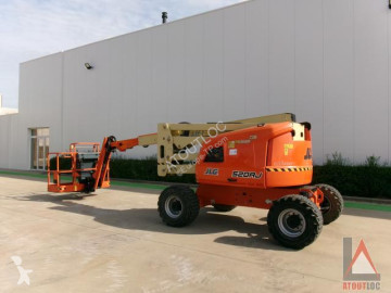 JLG 520AJ