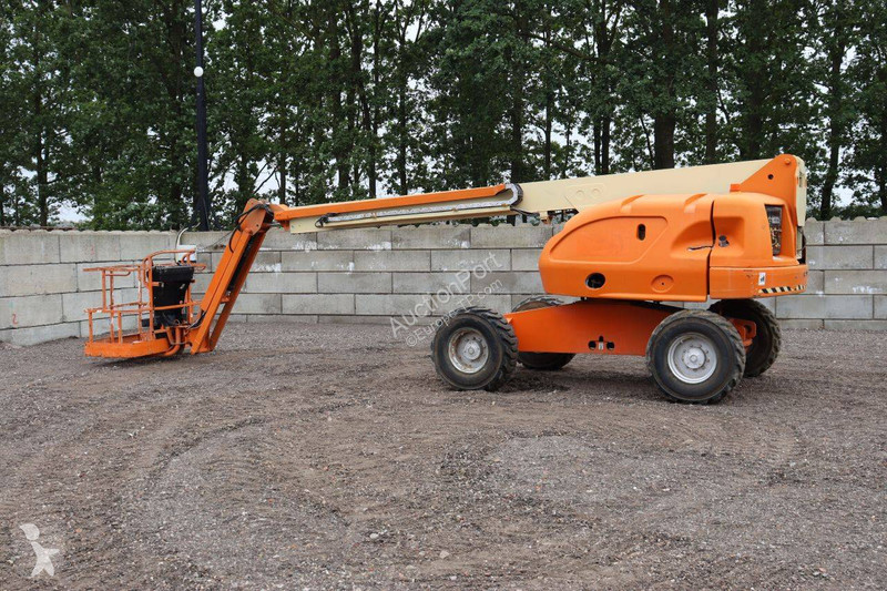 Plataforma elevadora JLG