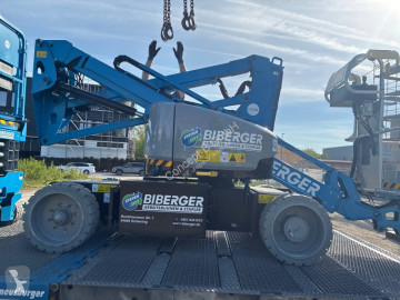 Nacelle automotrice articulée télescopique Genie