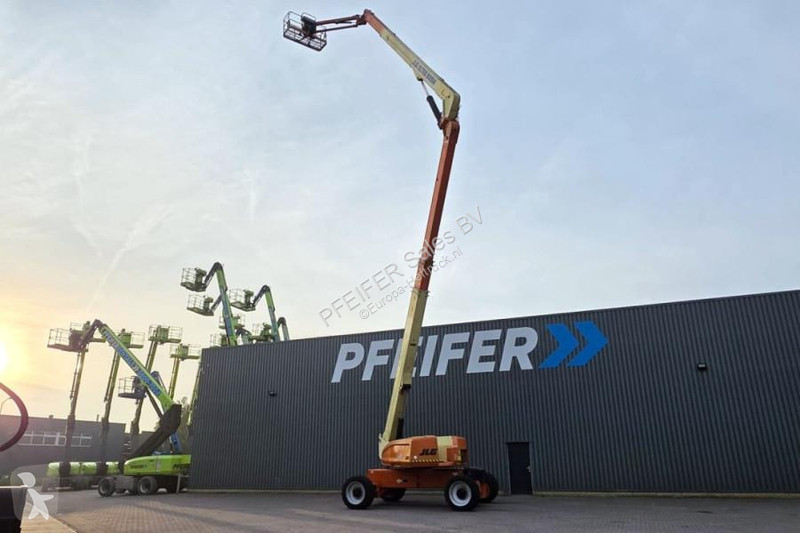 Nacelle JLG Diesel, 4x4x4 Drive, 40.1m Working...