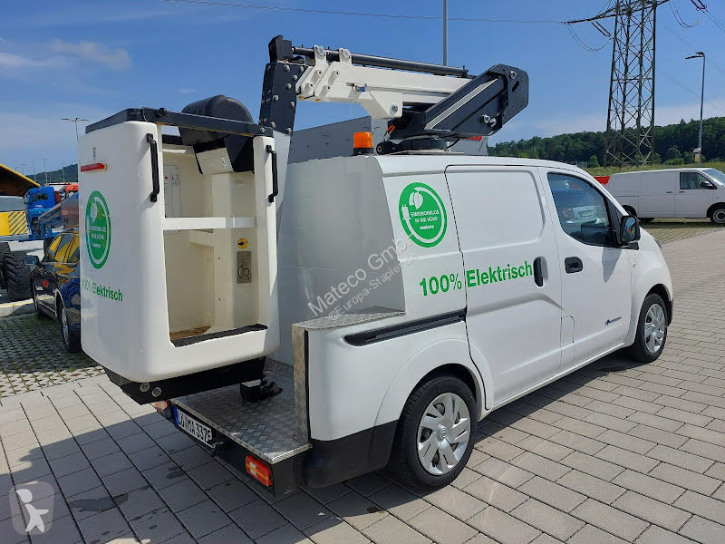 منصة تلسكوبية Klubb K20 / NISSAN NV200