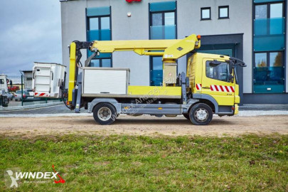 Piattaforma su autocarro Versalift
