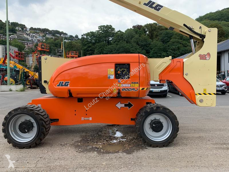 Piattaforma aerea JLG