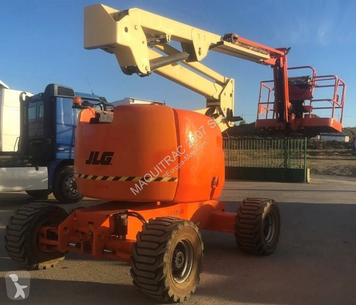 Piattaforma aerea JLG
