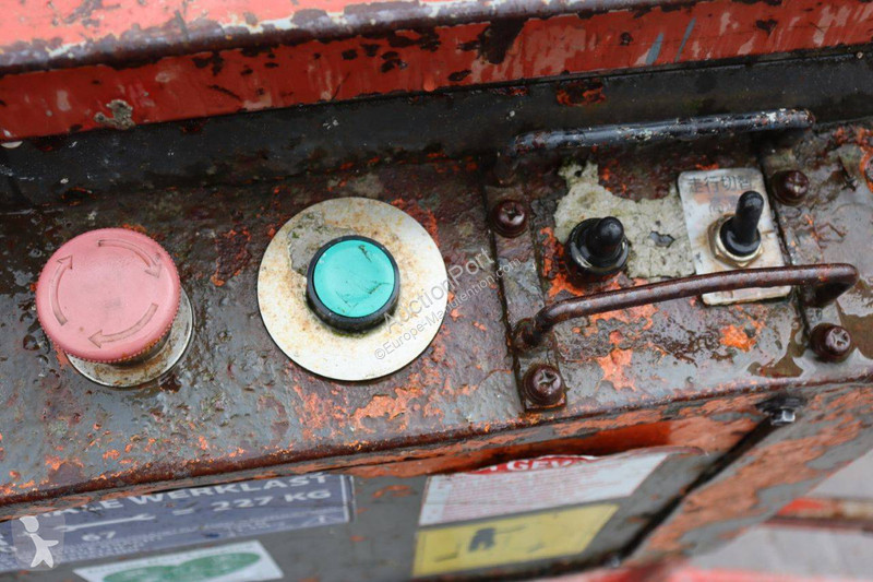 Nacela Hitachi HX99B