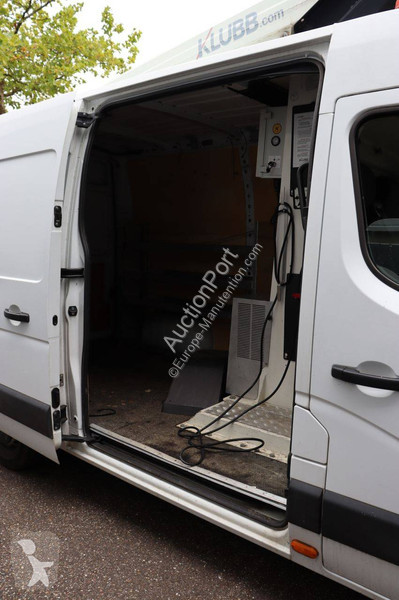Plataforma elevadora Renault KLUBB KL32