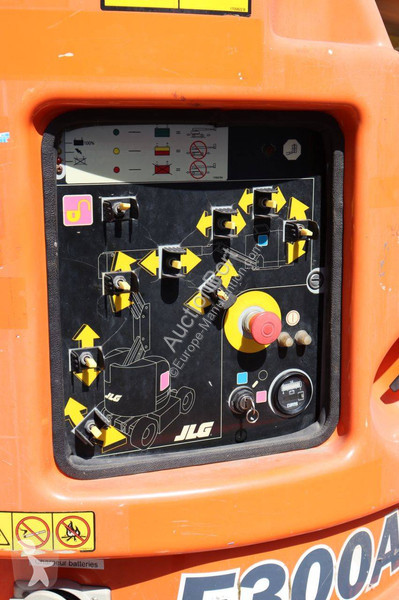 Plataforma elevadora JLG