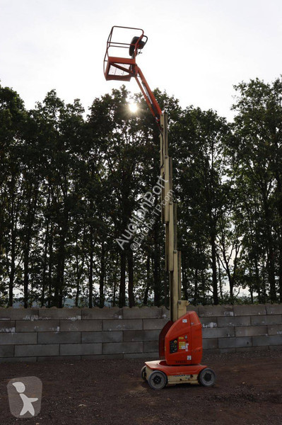 Plataforma elevadora JLG 10E