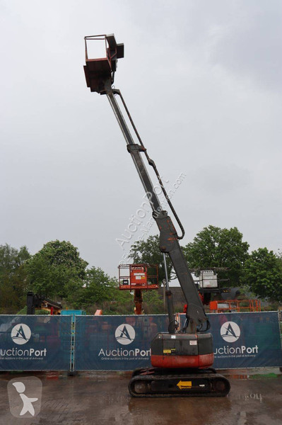 Nacela Hitachi HX99B