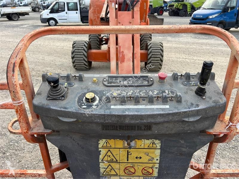Plataforma elevadora JLG