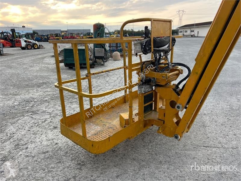 Lift Haulotte HA16PX Diesel Articulating Boom Lift