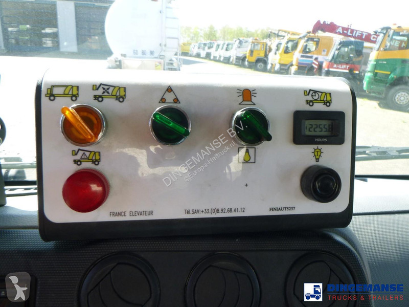 Вишка Renault D 7.5 4x2 France Elevateur...