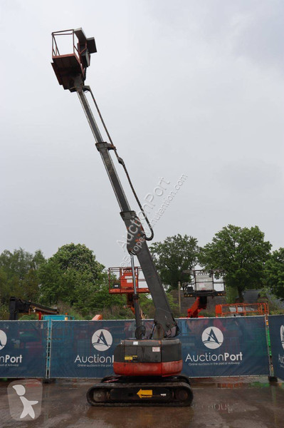 Nacela Hitachi HX99B