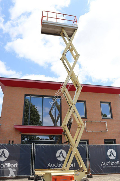 JLG  aerial platform