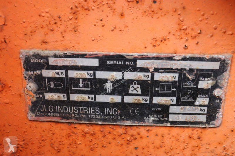 Plataforma elevadora JLG