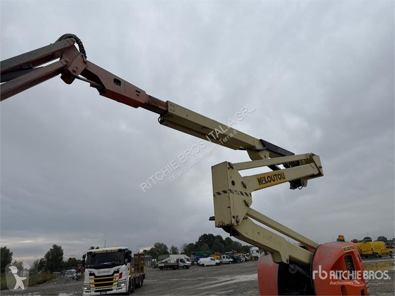 Автовышка JLG Articulating Boom Lift