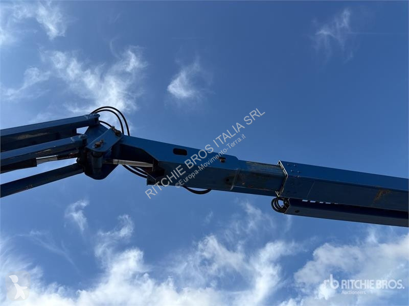 Plataforma JLG Articulating Boom Lift