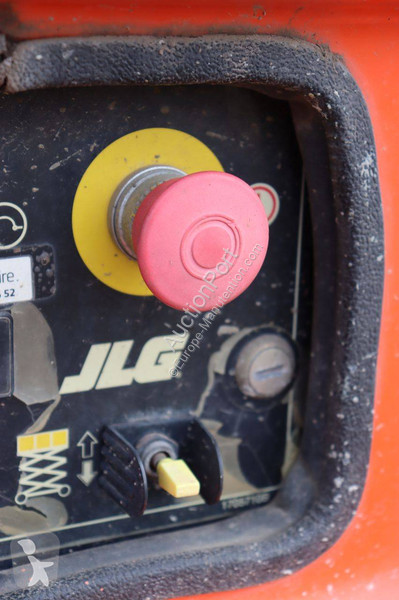升降机 JLG M4069