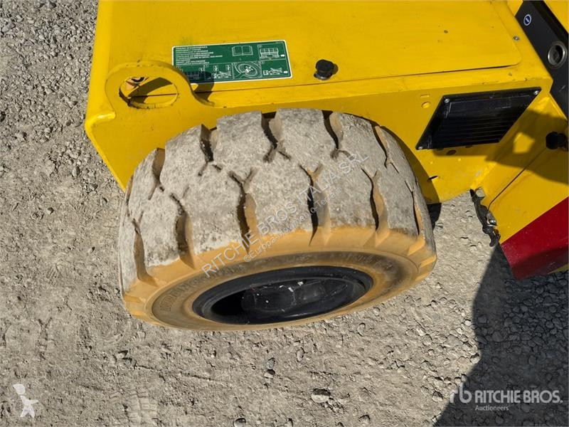 Emelőkosár Airo A12E Electric Articulating Boom...