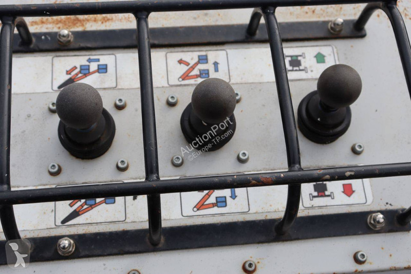 Emelőkosár Aichi SP18A