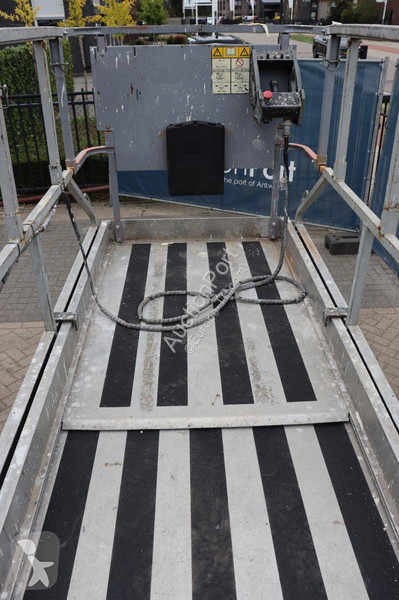 Plataforma elevadora JLG