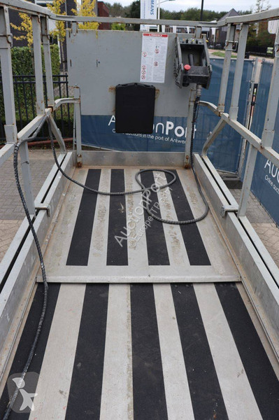 Plataforma elevadora JLG