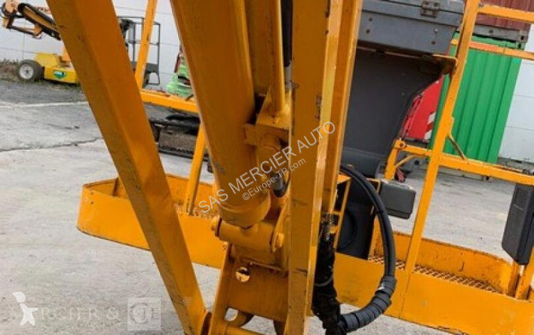 Hoogwerker JLG nacelle articulee automotrice...