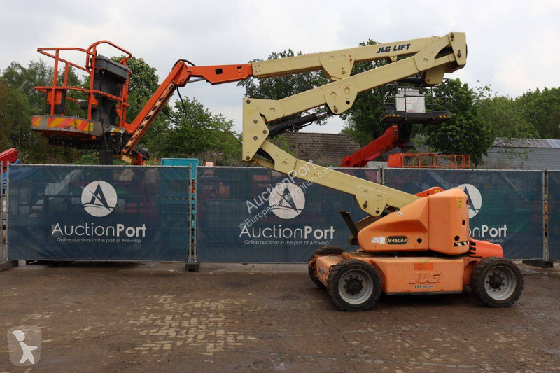 Plataforma elevadora JLG