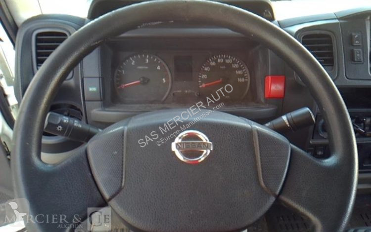 Автовышка Nissan