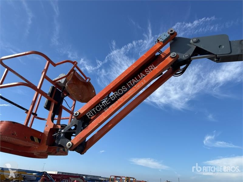升降机 Haulotte Electric Articulating Boom Lift