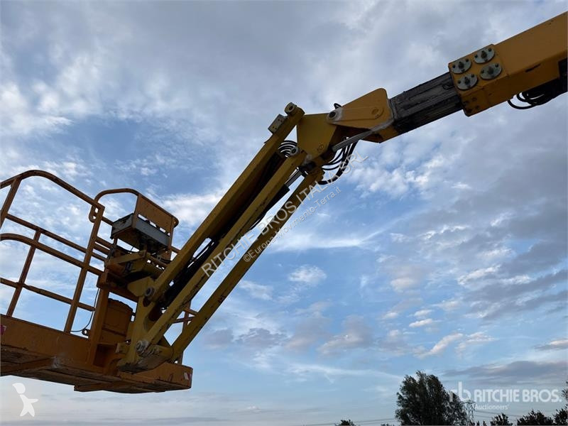 Plataforma elevadora Haulotte Articulating Boom...
