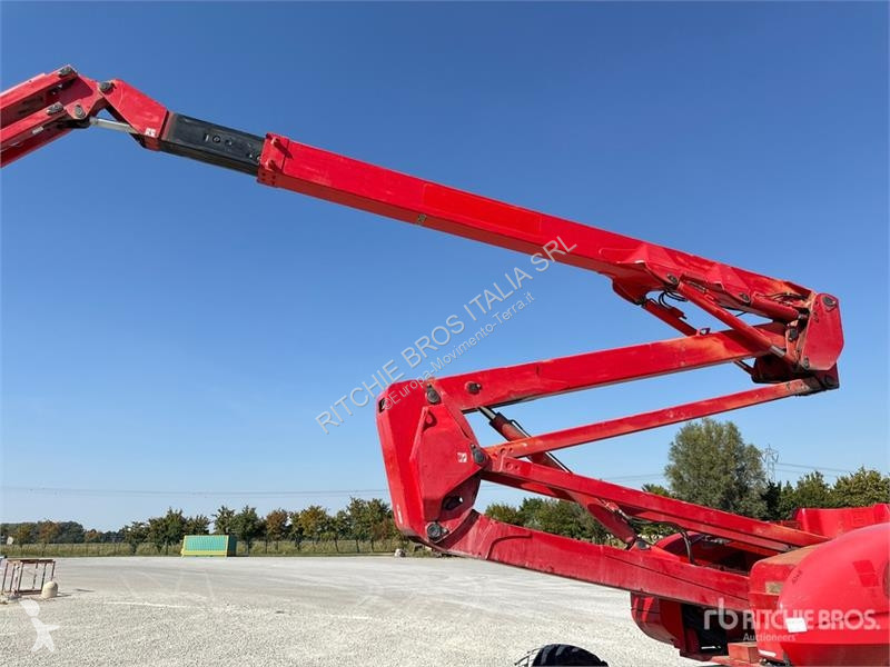 Автовышка Manitou