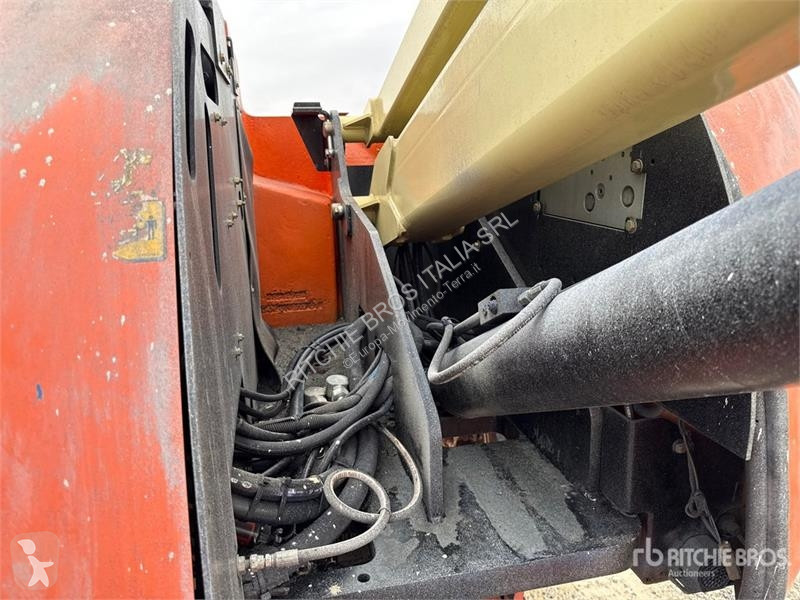 Автовышка JLG Articulating Boom Lift