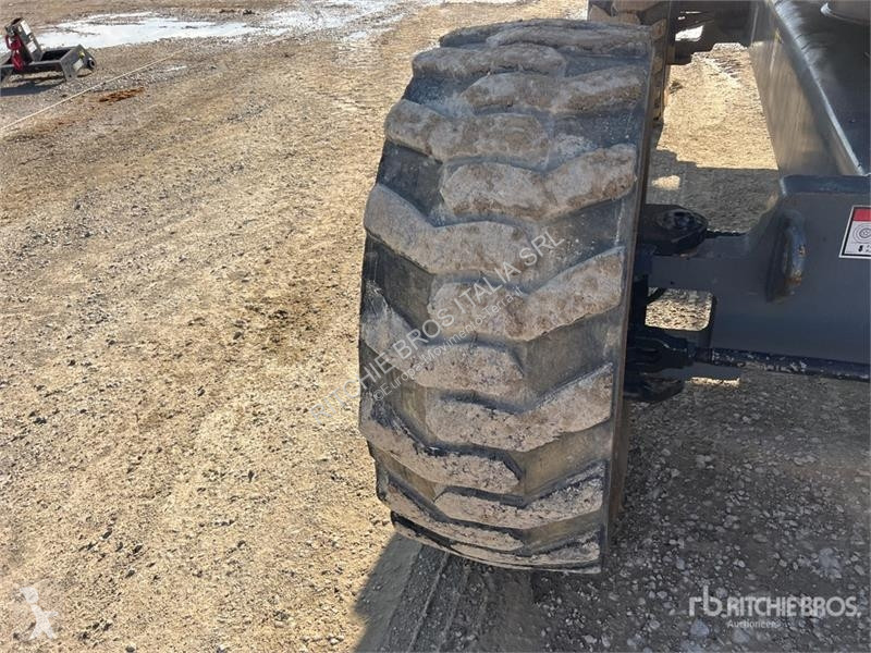 Plataforma Haulotte HA20 Diesel Articulating...