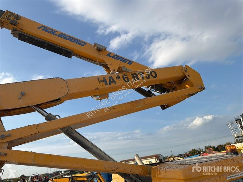 Plataforma elevadora Haulotte HA16RT Diesel...