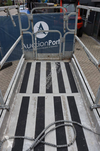 Plataforma elevadora JLG