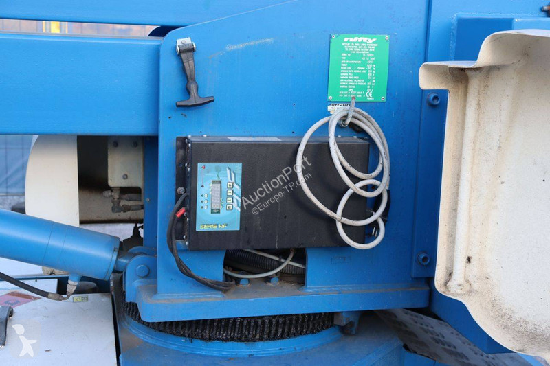 Plataforma Niftylift HR15 NDE