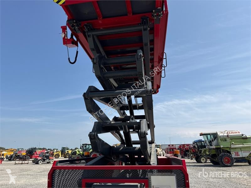 Автовишка Magni DS1823RTP 4x4 Diesel Scissor...