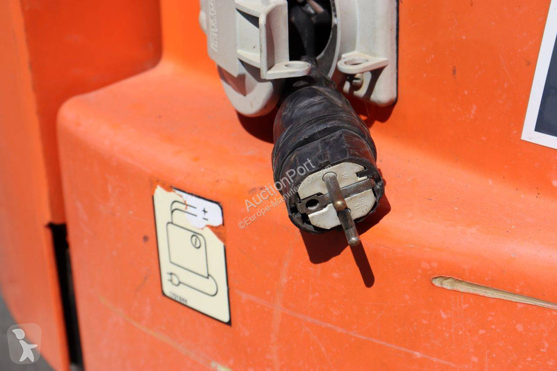 Plataforma elevadora JLG