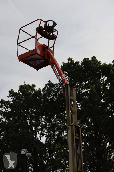 Plataforma elevadora JLG 10E